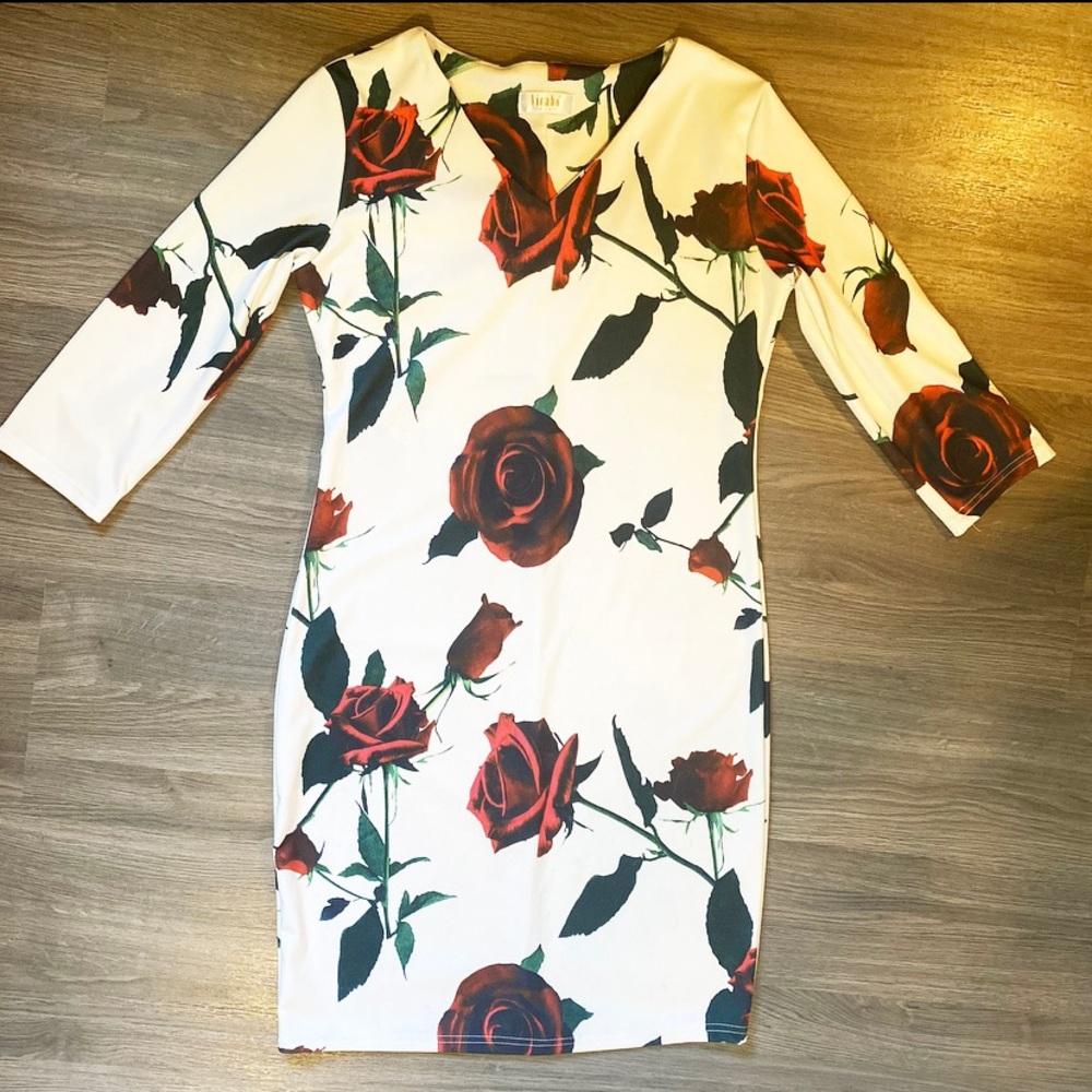 🍄 3 for $35 🍄 VICABO vneck dress, medium